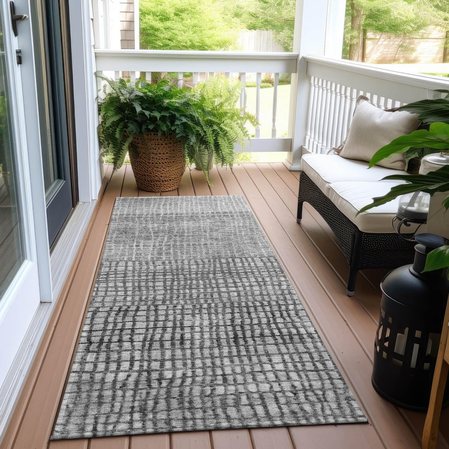 Raeon Gray Washable Indoor-Outdoor Rug