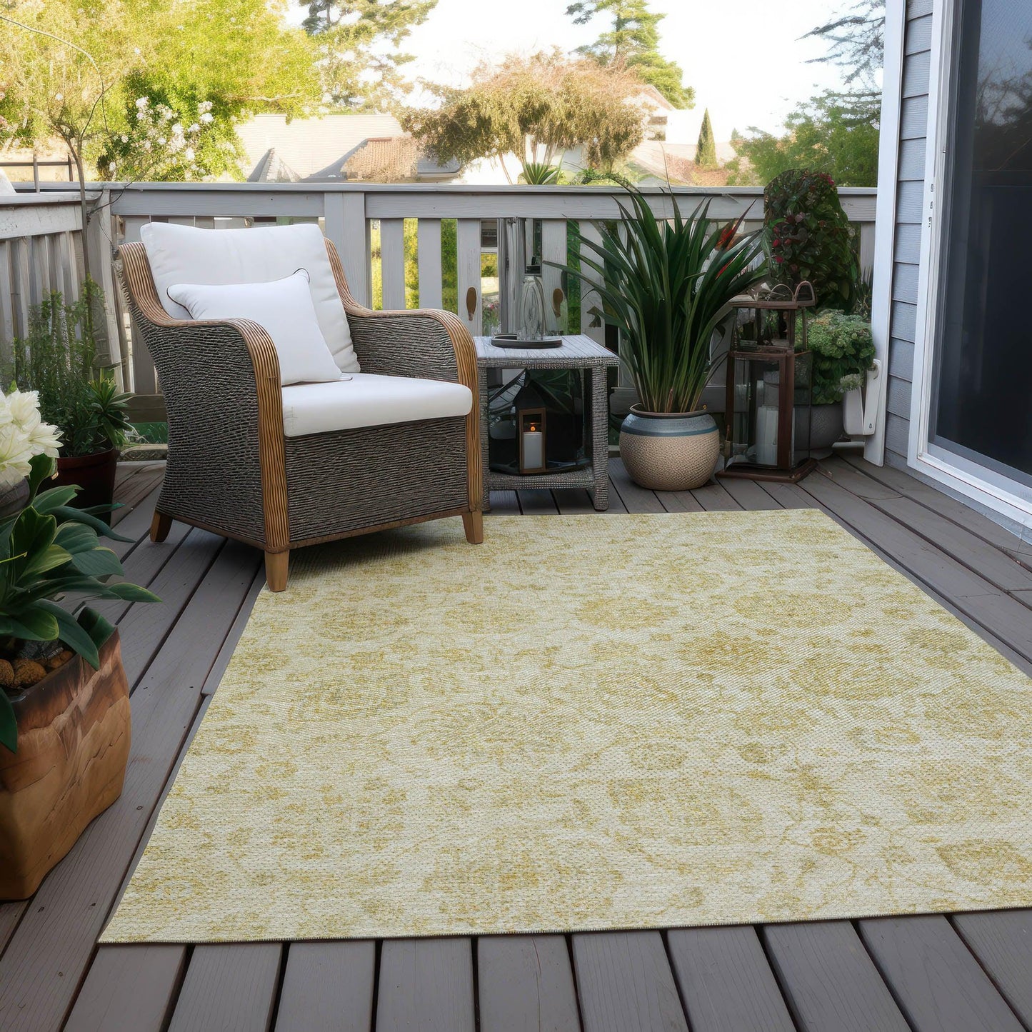 Raeora Gold Washable Indoor-Outdoor Rug