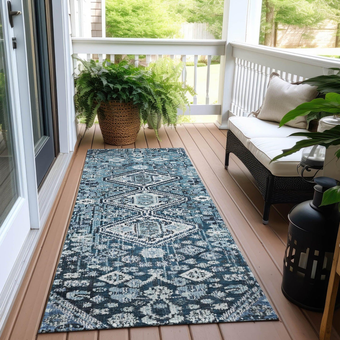 Saelain Blue Washable Indoor-Outdoor Rug