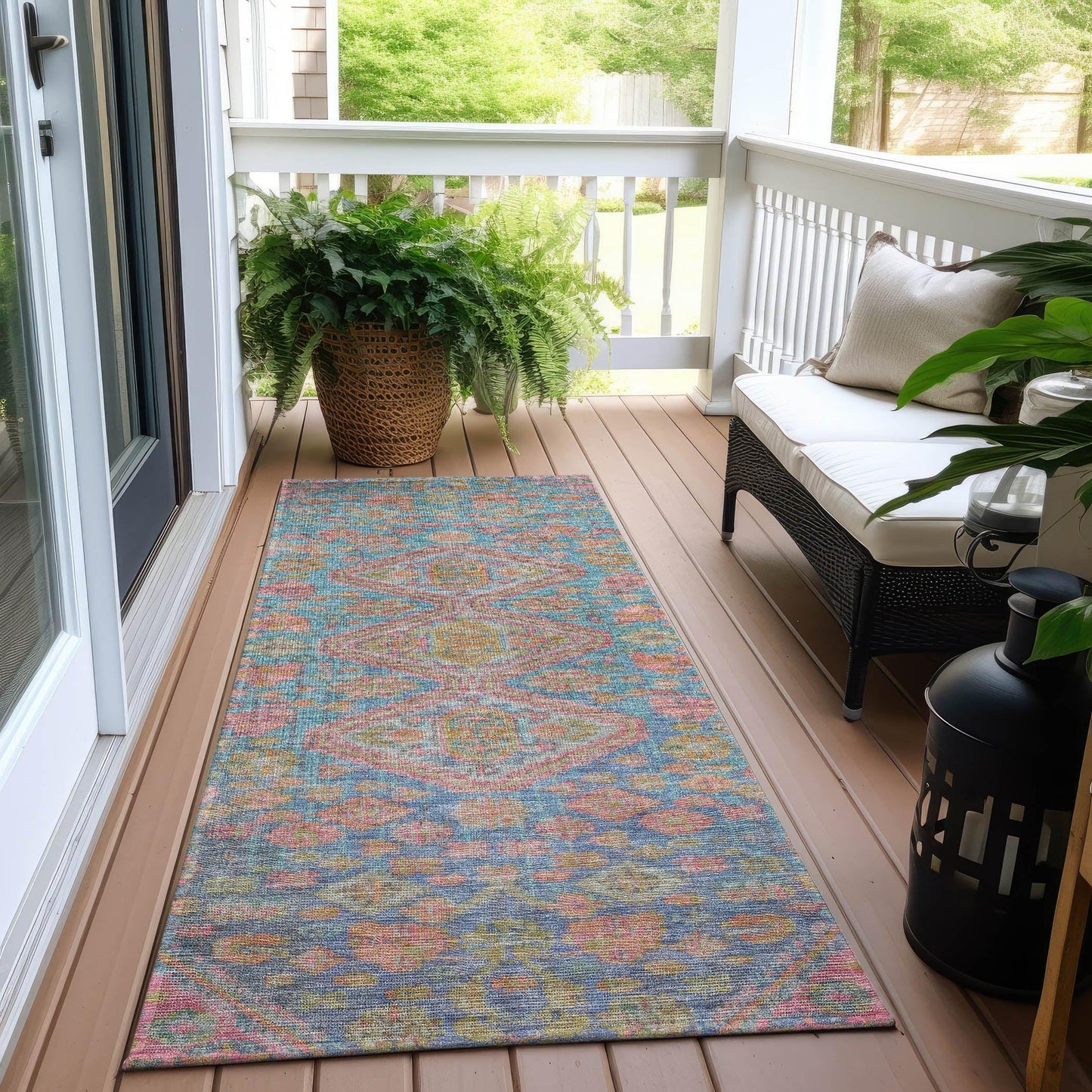 Saelain Sky Washable Indoor-Outdoor Rug