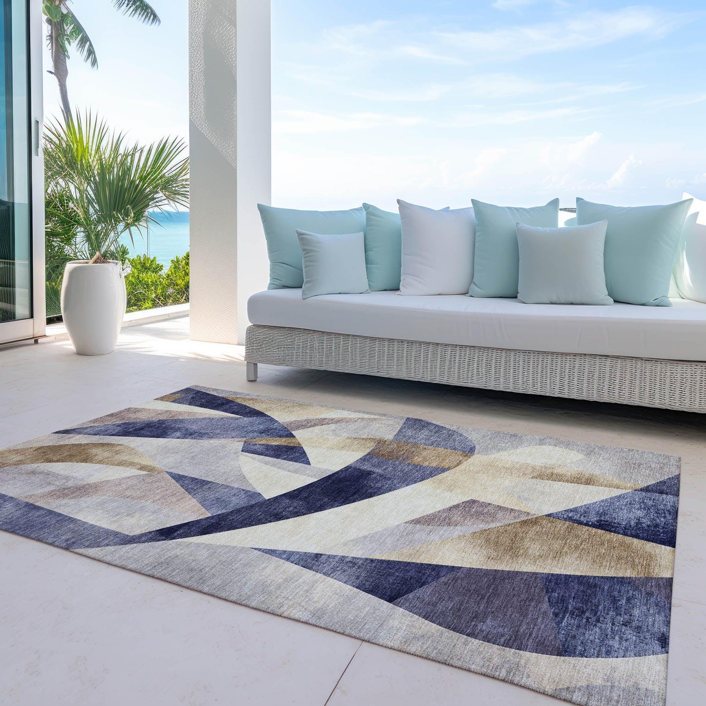 Saelara Blue Washable Indoor-Outdoor Rug