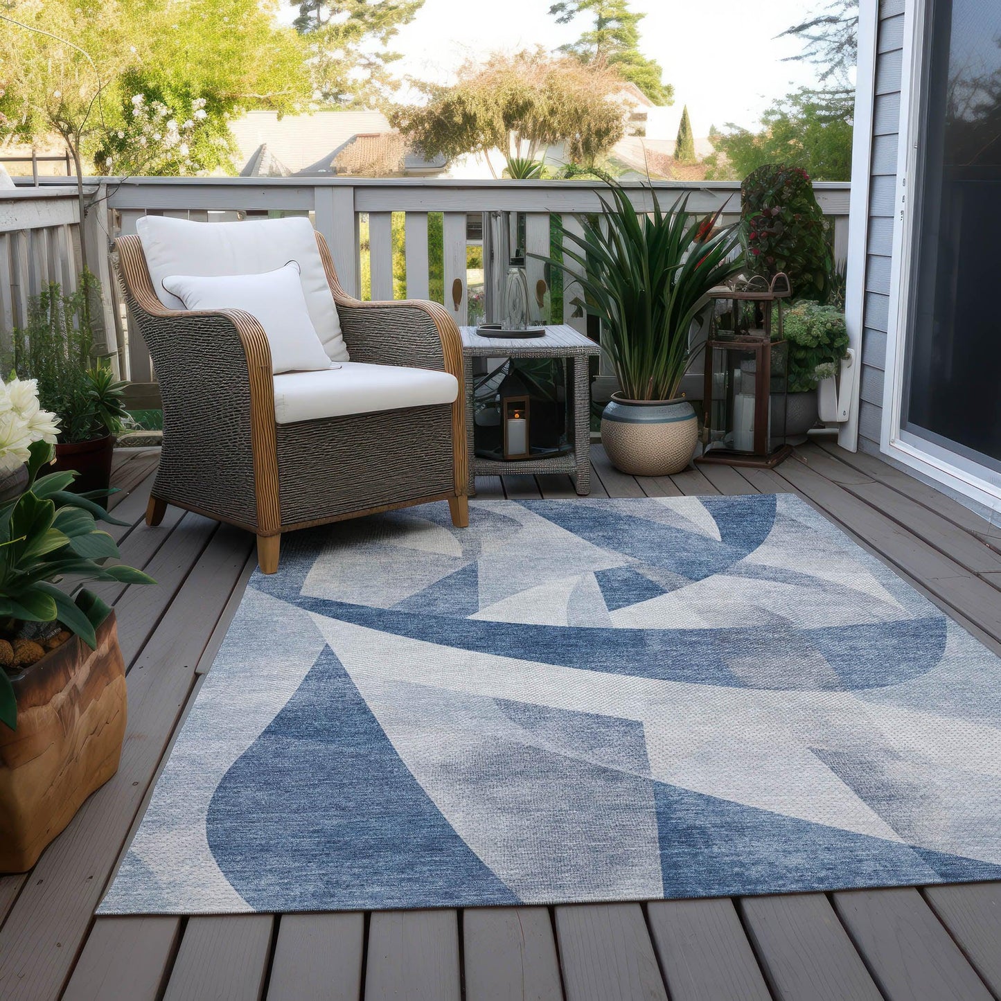 Saelara Denim Washable Indoor-Outdoor Rug