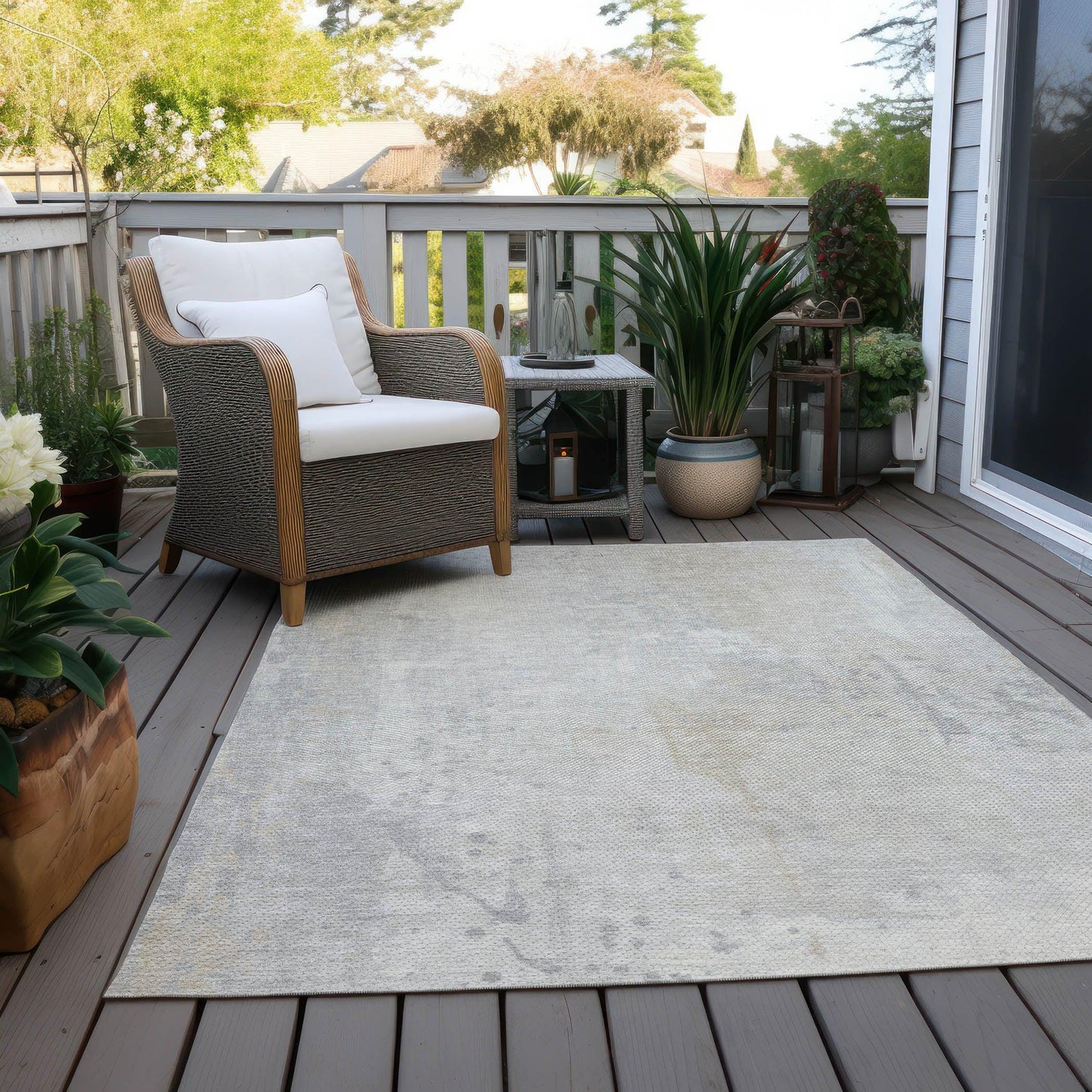 Saelion Ivory Washable Indoor-Outdoor Rug