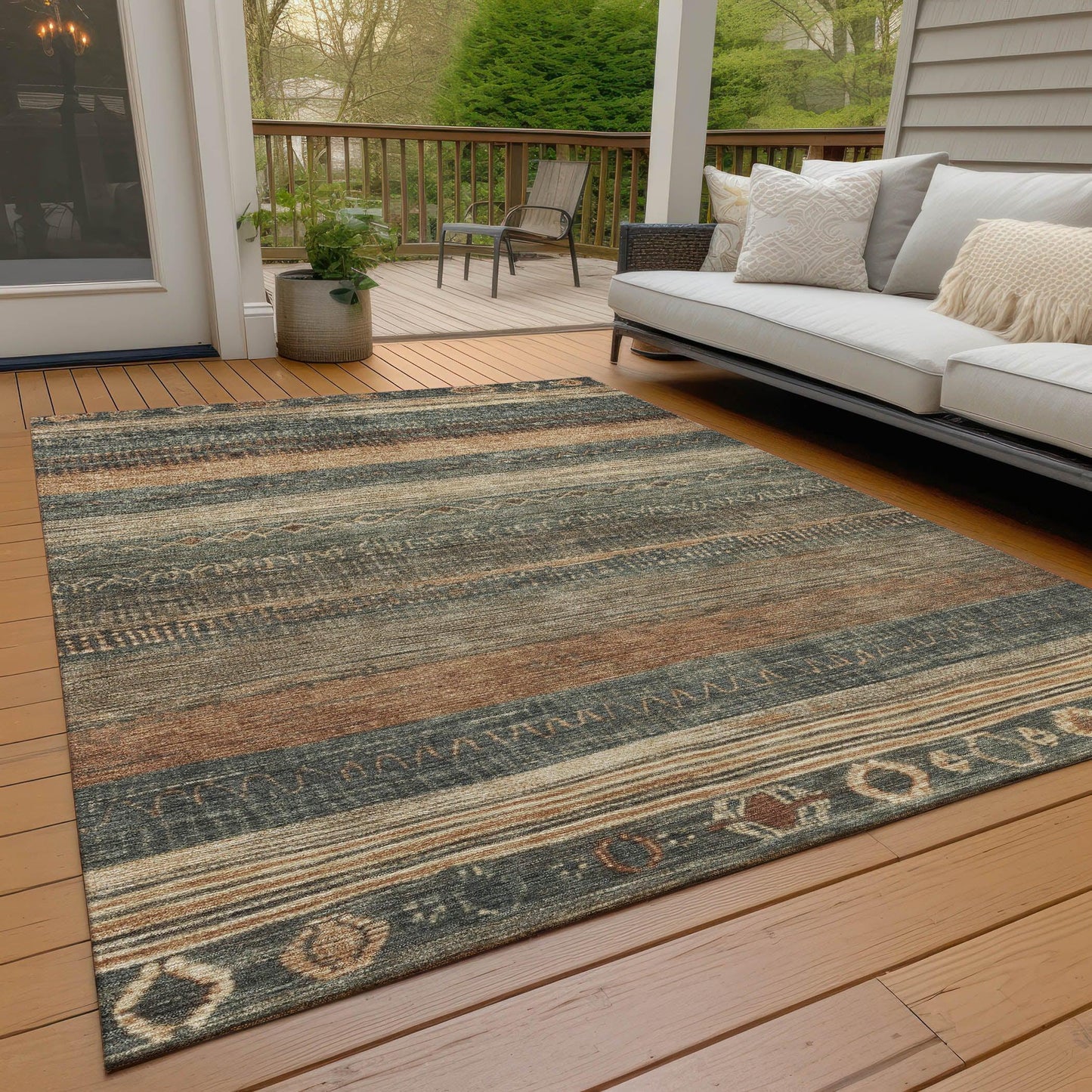 Taelanor Green Washable Indoor-Outdoor Rug