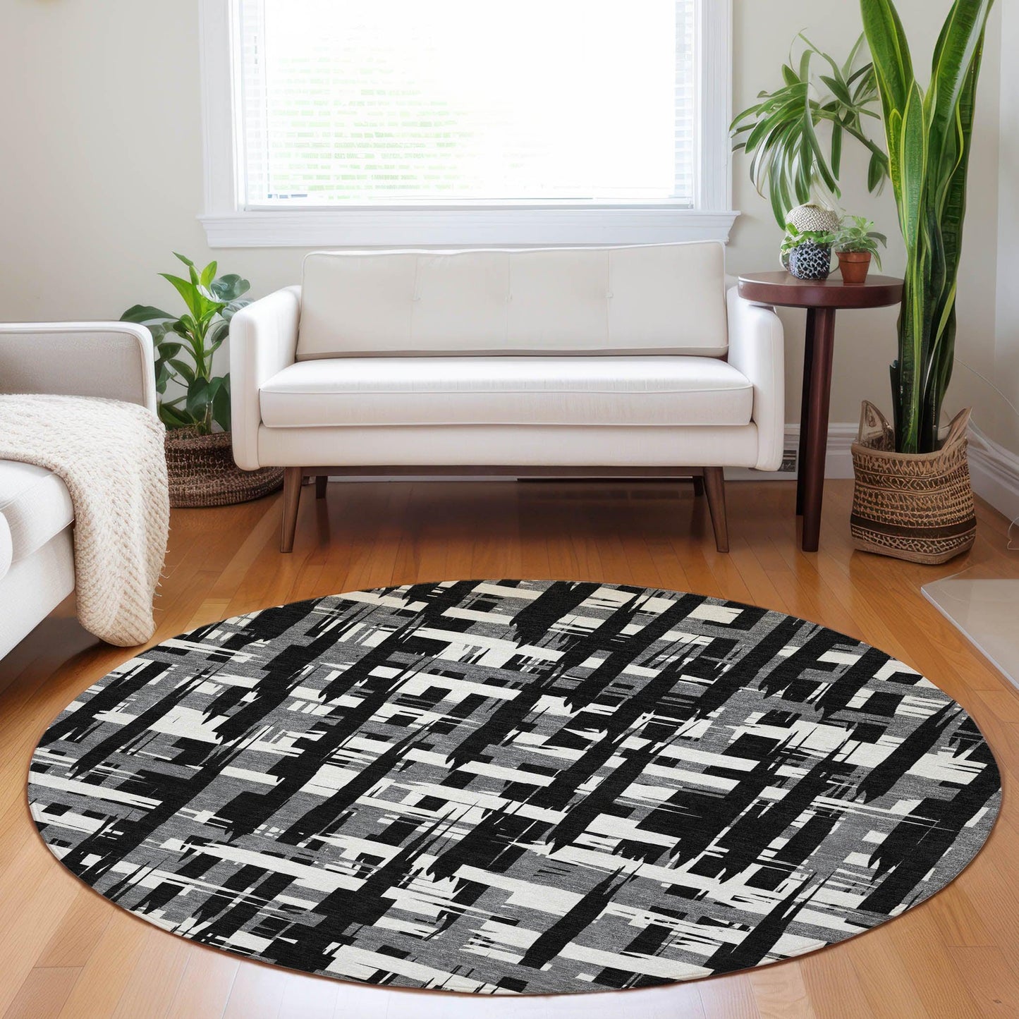 Taelaris Black Washable Indoor-Outdoor Rug