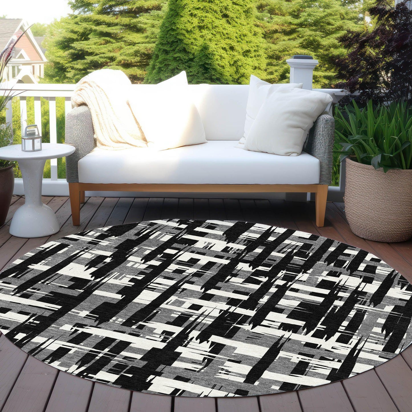 Taelaris Black Washable Indoor-Outdoor Rug