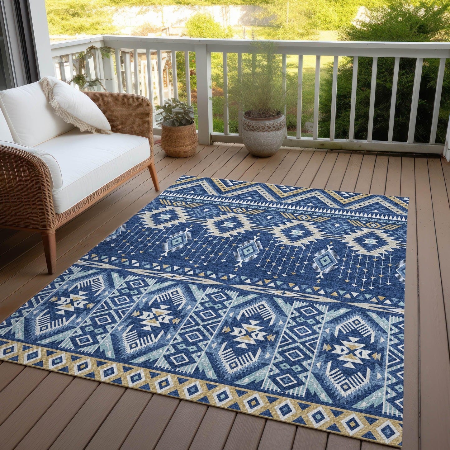 Taelien Blue Washable Indoor-Outdoor Rug