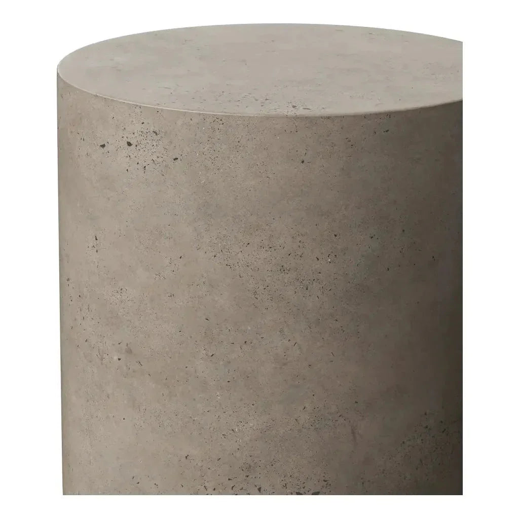 Una Concrete Made Outdoor Pedestal - LOOMLAN - Urbia - Outdoor Side Tables
