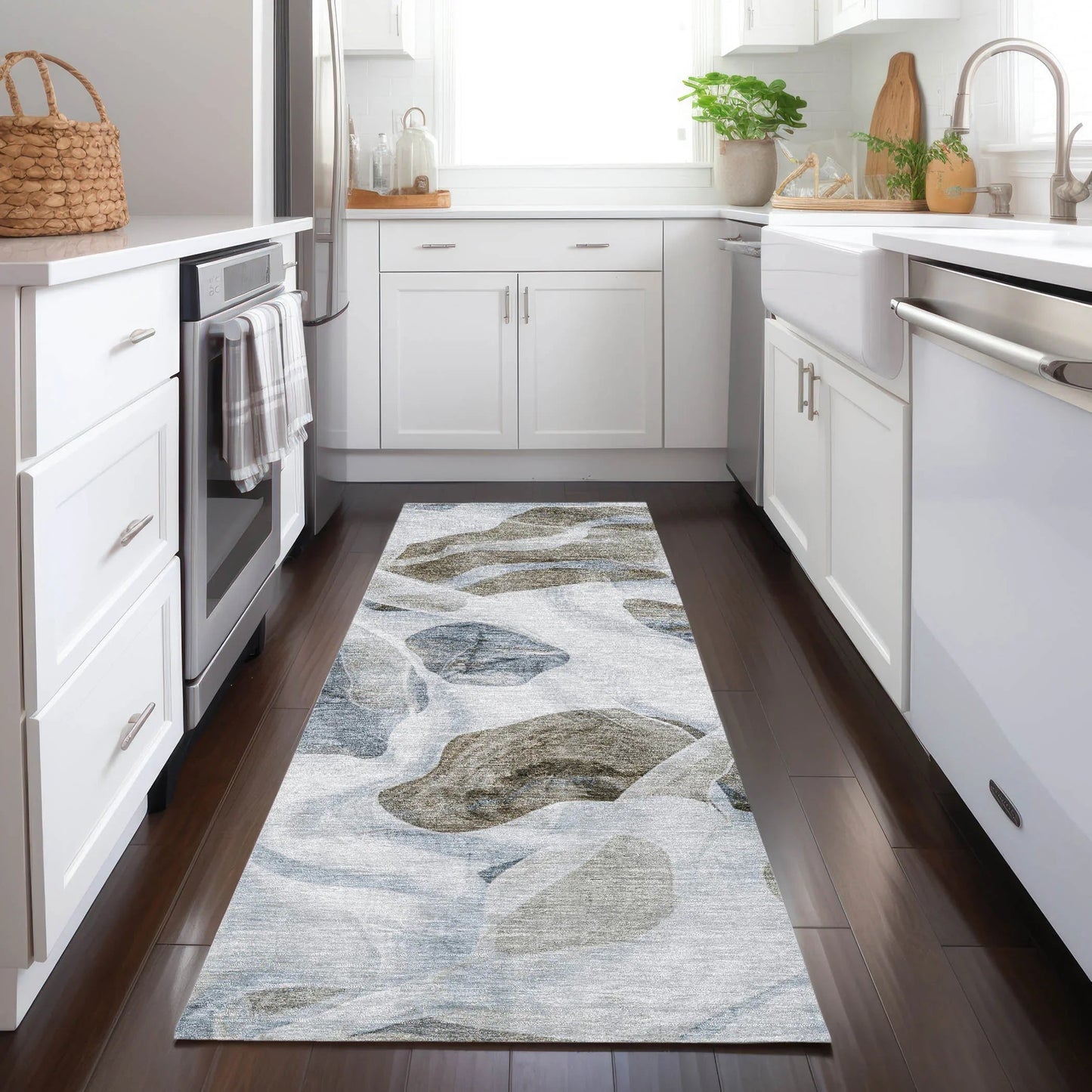 Vaelanor Blue Washable Indoor-Outdoor Rug